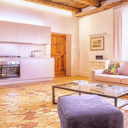 Nyaraló Residenza Ucci Ali