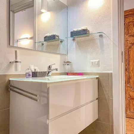 Residenza Ucci Ali Nyaraló