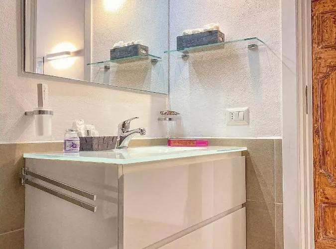 Residenza Ucci Ali Nyaraló