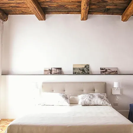 Hébergement de vacances Residenza Ucci Ali *